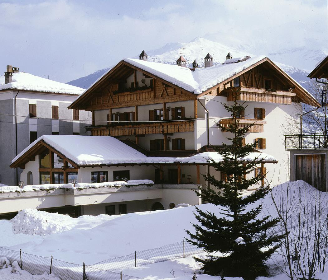 Holiday House Erika Premadio Exterior photo